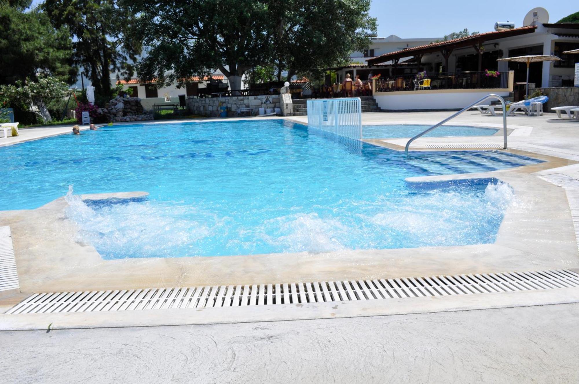 Ampavris Family Apartments Cos Exterior foto